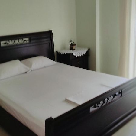 Saint Nektarios House Hotel เปรเวซา ภายนอก รูปภาพ